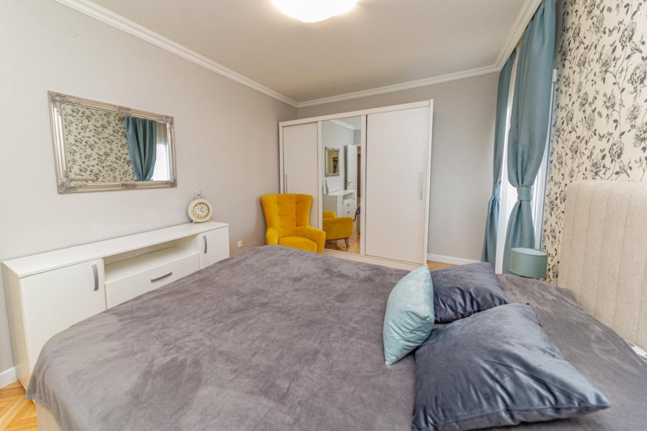 City Center De Lux Apartment Bar Luaran gambar